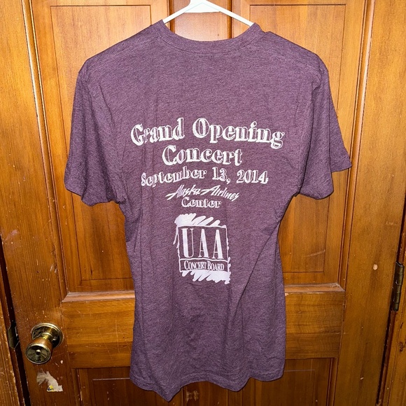 Alabama Shakes Concert T-Shirt - University of Alaska Anchorage 2014 - Picture 3 of 3